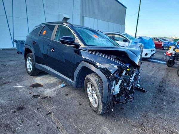 2023 HYUNDAI TUCSON SEL — Passenger 3/4
