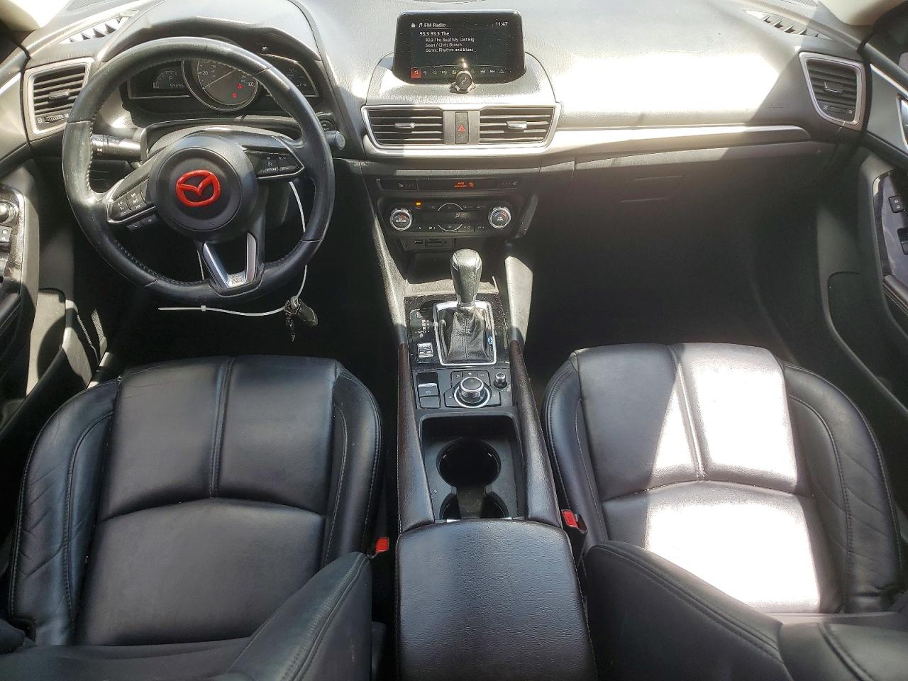 2018 MAZDA 3 Touring