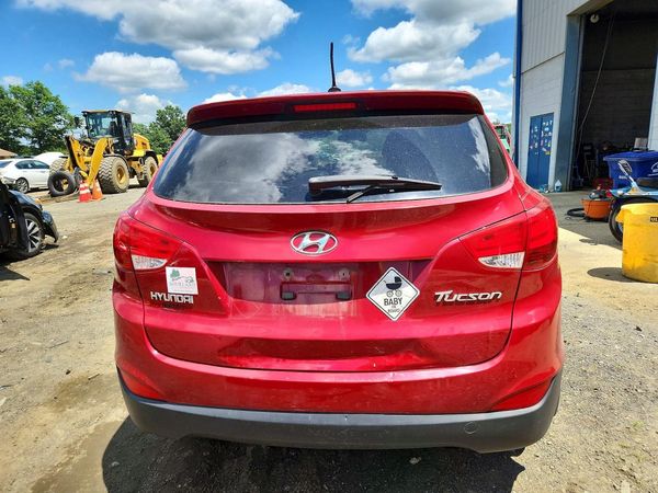 2012 HYUNDAI TUCSON GL