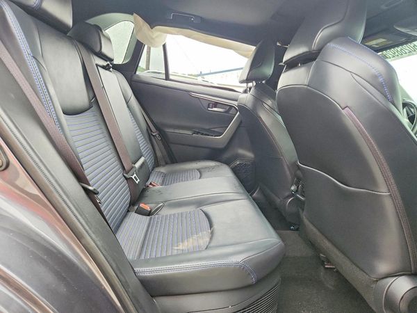 2019 TOYOTA RAV4 XSE HV 4WD
