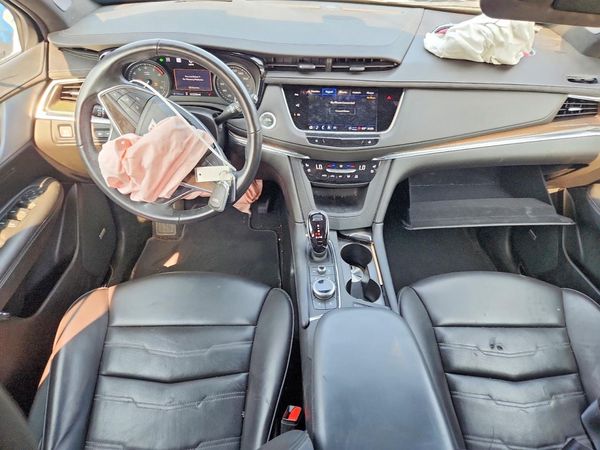 2024 CADILLAC XT5