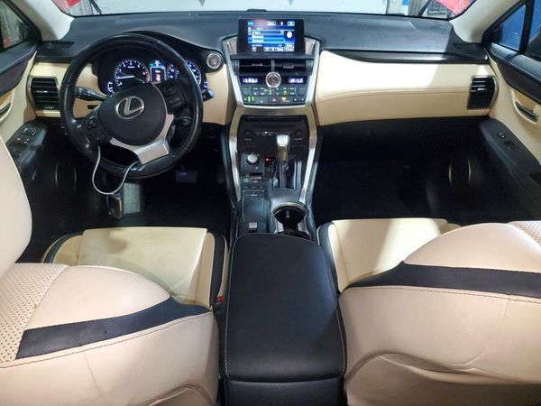2015 LEXUS NX 200t Luxury