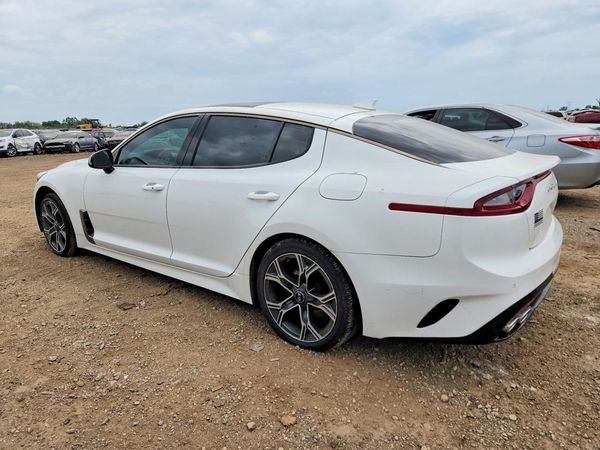 2020 KIA STINGER