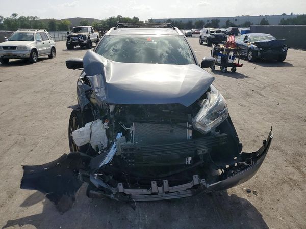 2019 NISSAN KICKS
