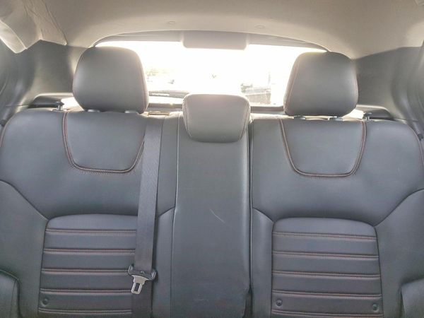 2019 NISSAN KICKS