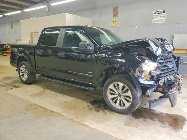 2017 FORD F150 SuperCrew