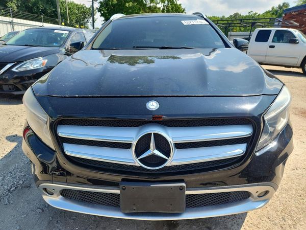 2016 MERCEDES-BENZ GLA GLA250