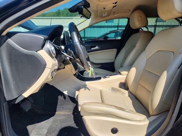 2016 MERCEDES-BENZ GLA GLA250