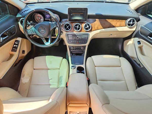 2016 MERCEDES-BENZ GLA GLA250