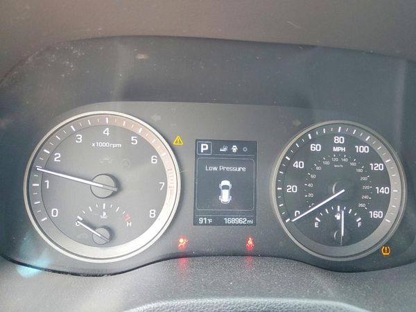 2016 HYUNDAI TUCSON