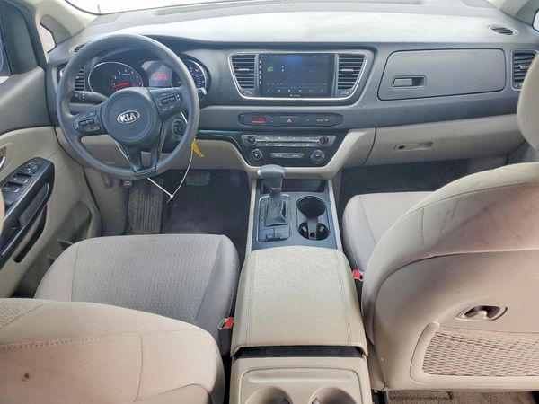 2017 KIA SEDONA L
