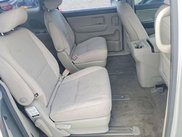 2017 KIA SEDONA L