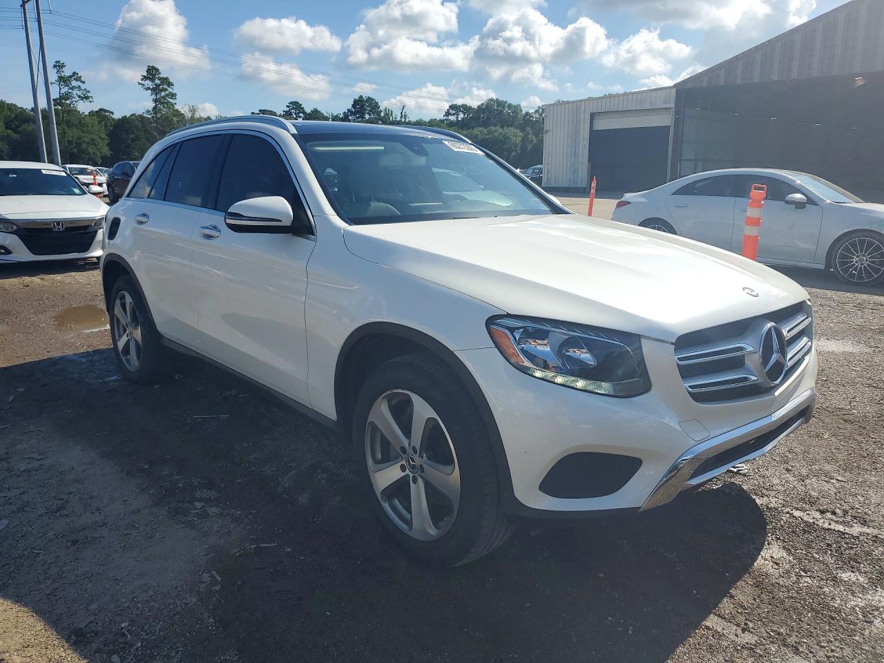 2017 MERCEDES-BENZ GLC GLC300