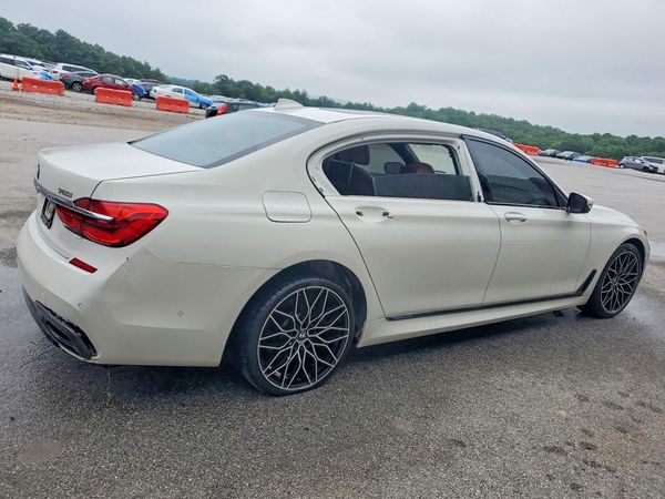 2018 BMW 750 xDrive