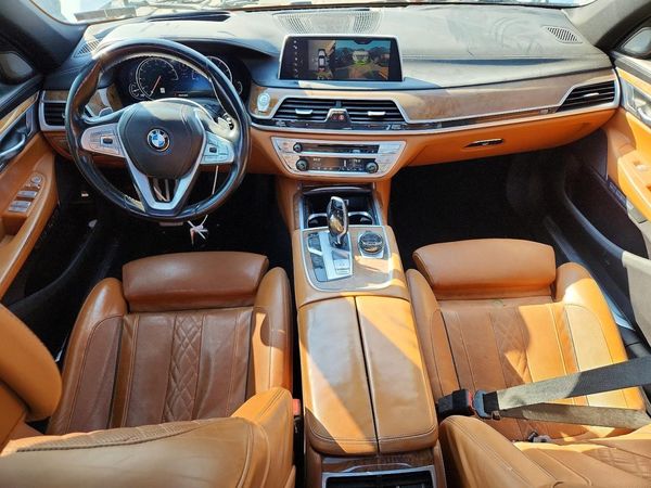 2018 BMW 750 xDrive