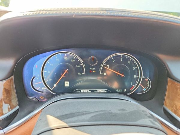 2018 BMW 750 xDrive