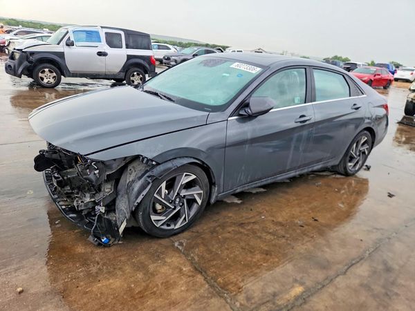 2024 HYUNDAI ELANTRA