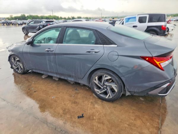 2024 HYUNDAI ELANTRA