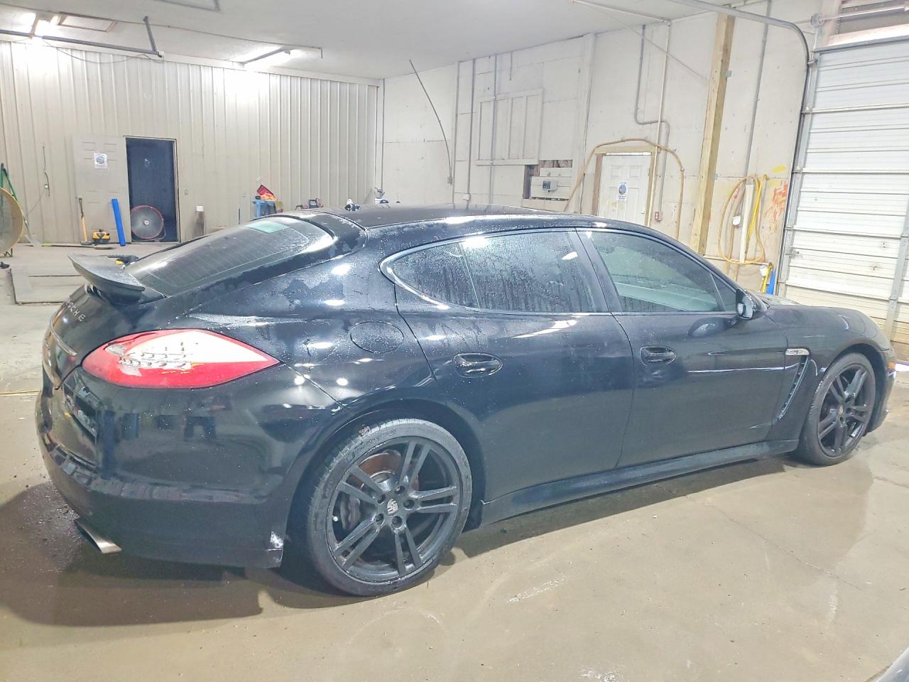 2012 PORSCHE PANAMERA Base (2WD), 4 (4WD)