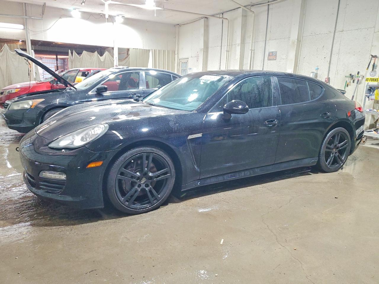 2012 PORSCHE PANAMERA Base (2WD), 4 (4WD)