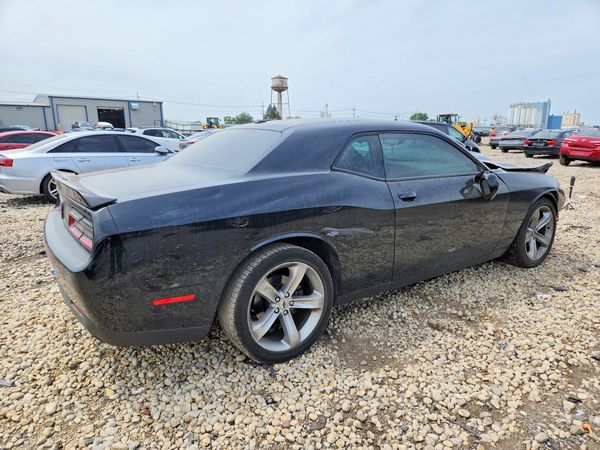 2018 DODGE CHALLENGER SXT