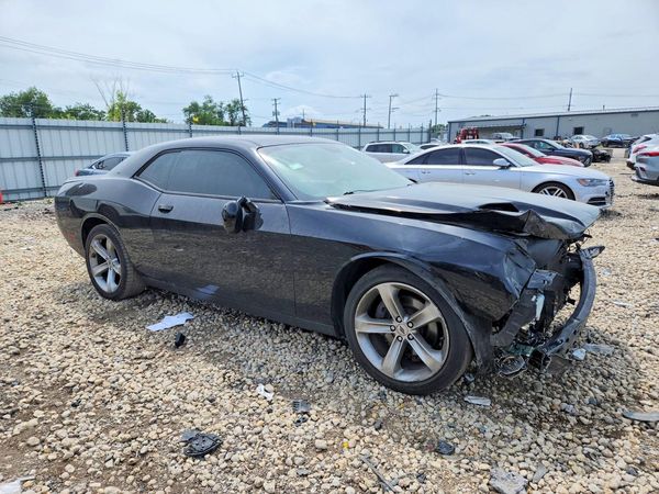 2018 DODGE CHALLENGER SXT