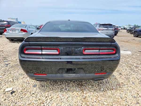 2018 DODGE CHALLENGER SXT