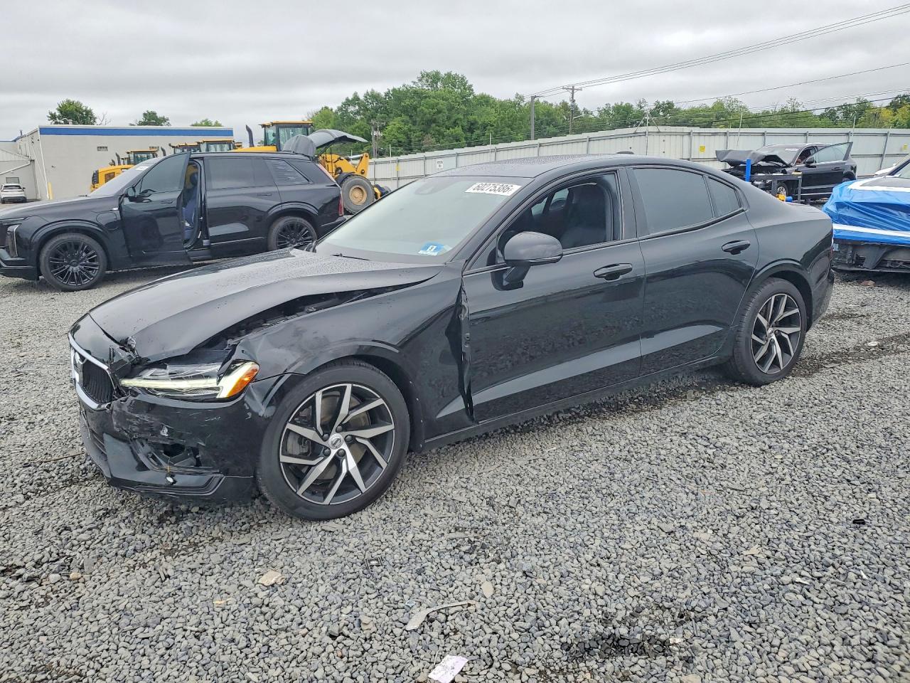 2020 VOLVO S60 Momentum
