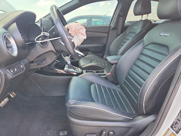 2024 KIA FORTE GT Line