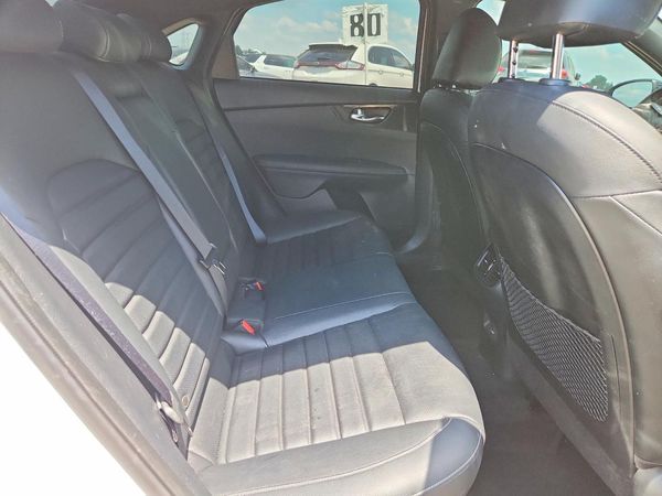 2024 KIA FORTE GT Line