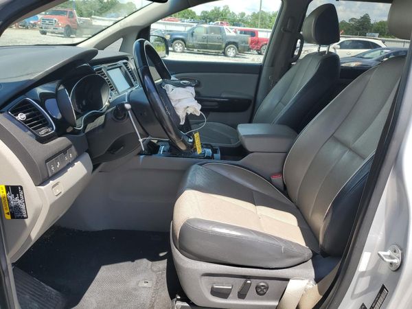 2016 KIA SEDONA