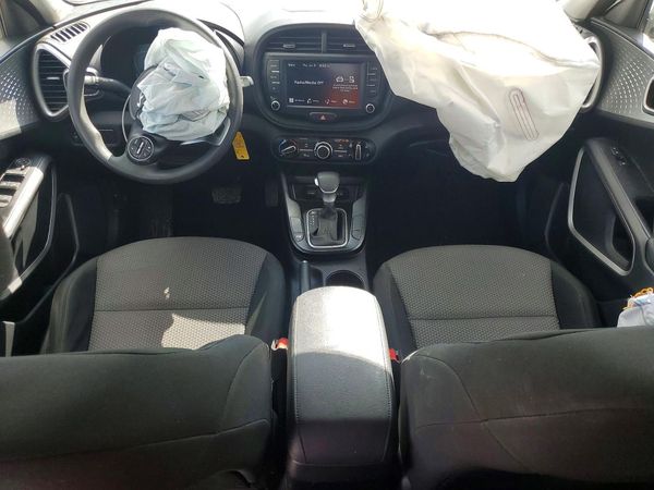 2024 KIA SOUL LX, S
