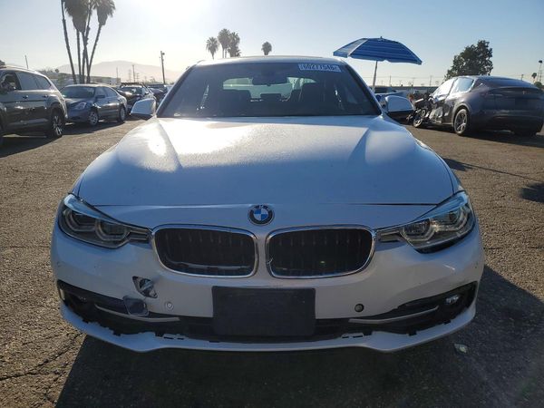 2018 BMW 328