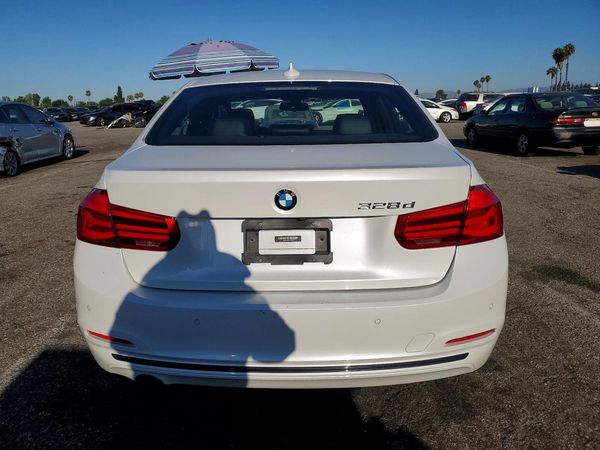 2018 BMW 328