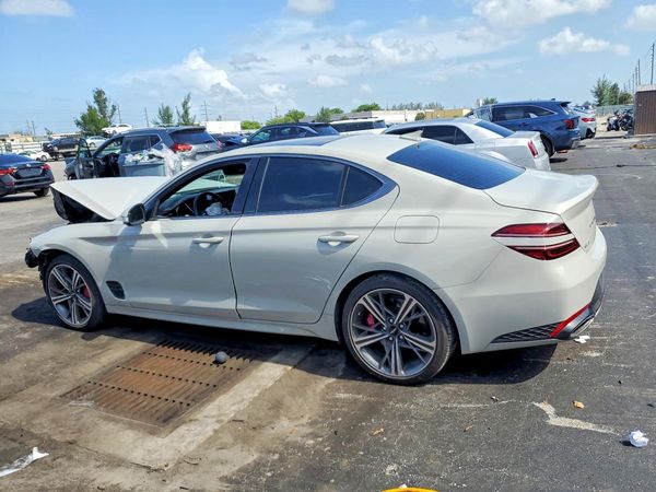 2025 GENESIS G70
