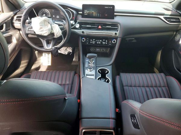 2025 GENESIS G70