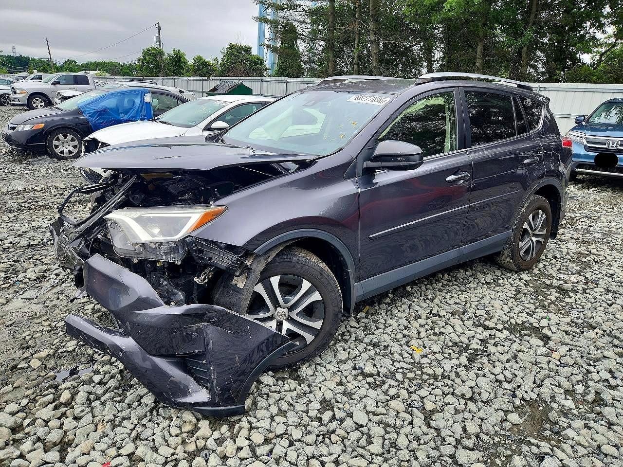 2017 TOYOTA RAV4 LE