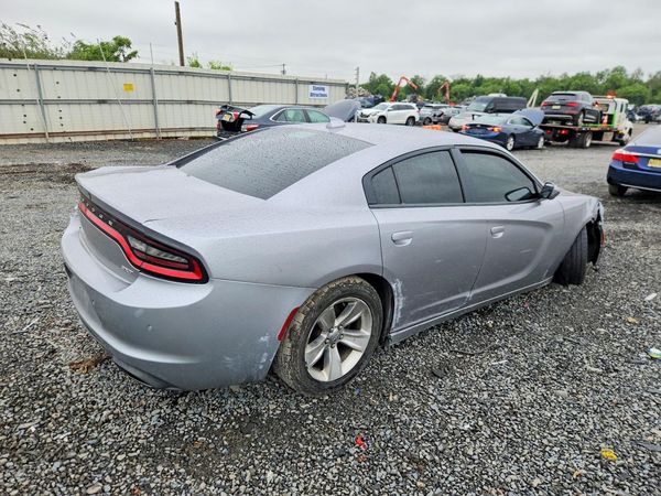 2018 DODGE CHARGER SXT Plus