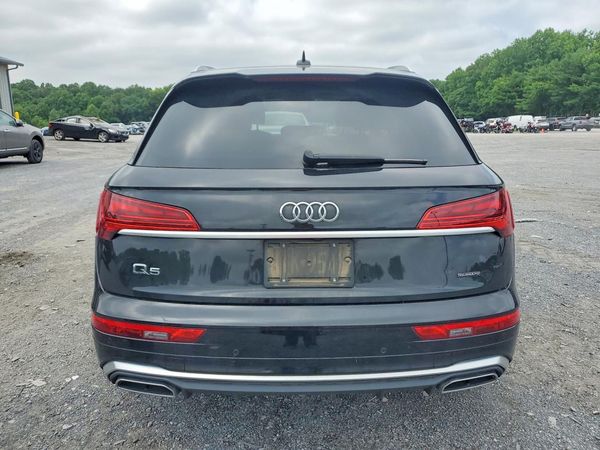 2022 AUDI Q5 S Line quattro Premium