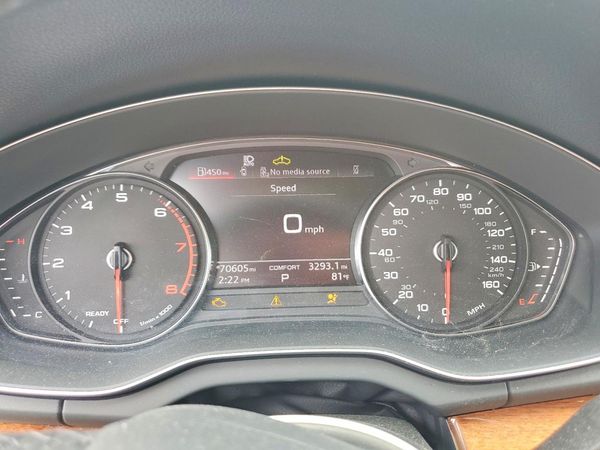 2022 AUDI Q5 S Line quattro Premium