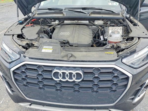 2022 AUDI Q5 S Line quattro Premium