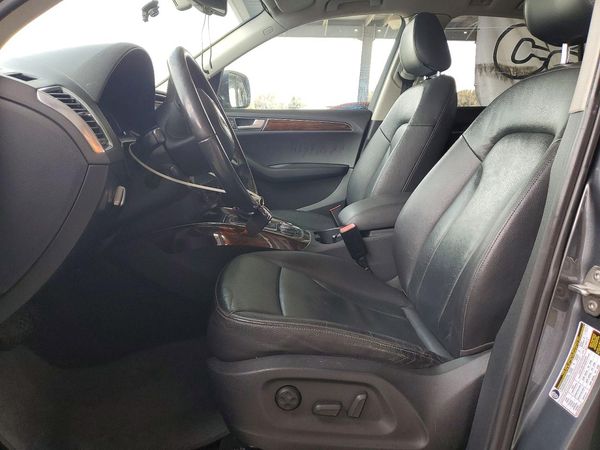 2012 AUDI Q5 Premium Plus