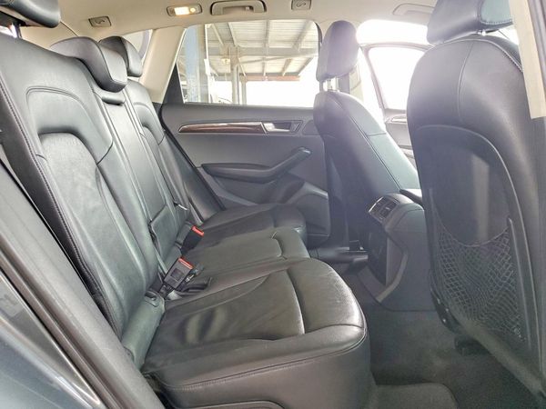 2012 AUDI Q5 Premium Plus