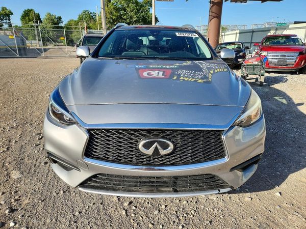 2019 INFINITI QX30