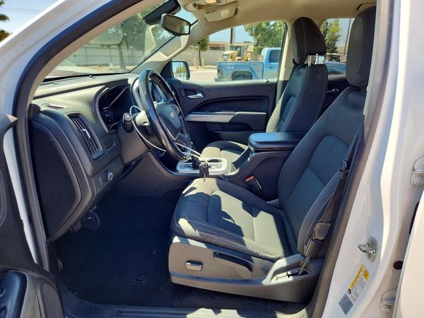 2017 CHEVROLET COLORADO LT