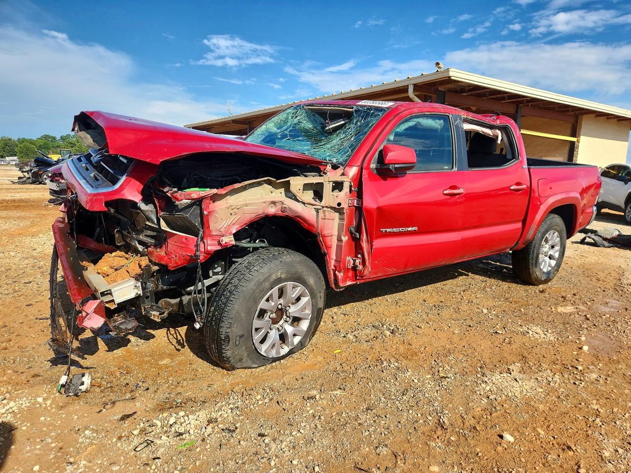 2017 TOYOTA TACOMA