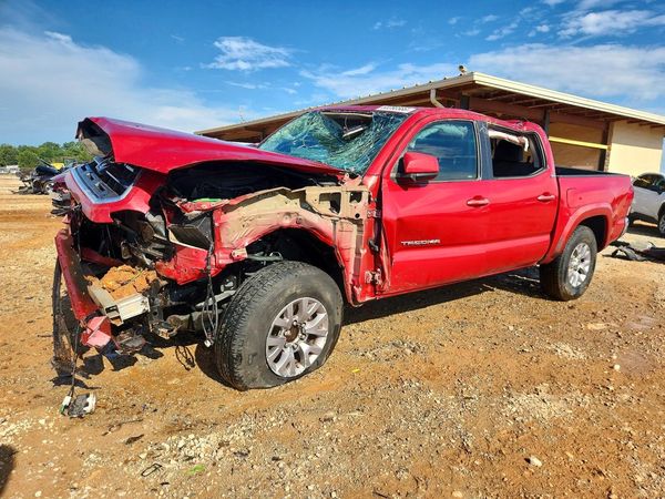 2017 TOYOTA TACOMA