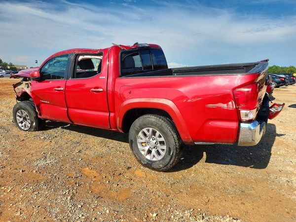 2017 TOYOTA TACOMA