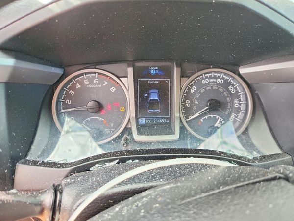 2017 TOYOTA TACOMA