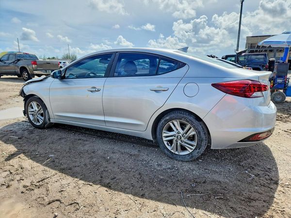 2019 HYUNDAI ELANTRA